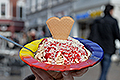 Volle Biergärten und Eiscafés